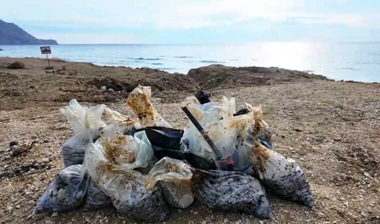 В Севастополе новые выбросы мазута