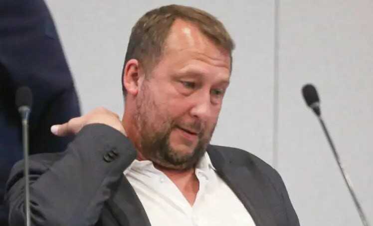 Русский мэр Михаил Краснов отстранён в Колумбии из-за работы учителем